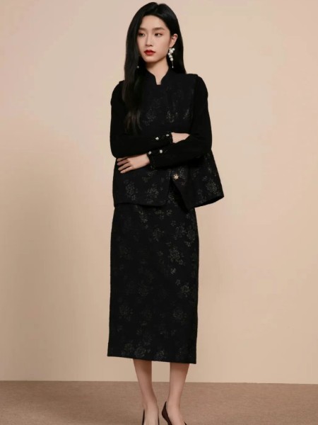 声雨竹女装品牌优雅国风刺绣新中式外套2025秋季新款