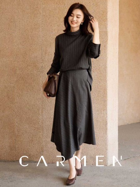 卡蔓(CARMEN)女装品牌高级气质轻奢2025秋季新品