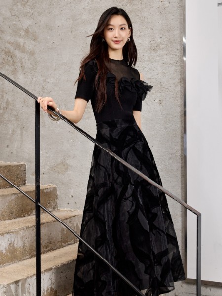 香影女装品牌2025秋冬最新产品展示