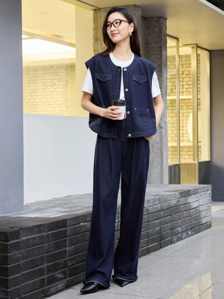 香影女装品牌2025秋冬最新产品展示