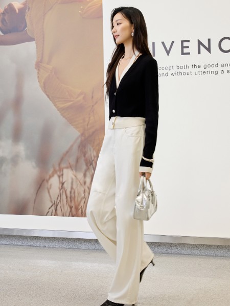 香影女装品牌2025秋冬最新产品展示