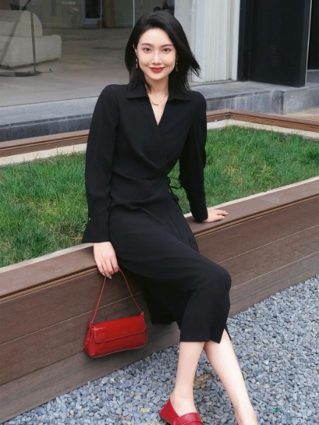 C'EST LILITH希莉莉斯女装品牌2025秋最新产品展示