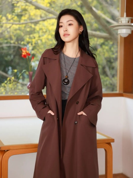朵以(Duoyi)女装品牌2025秋最新产品展示