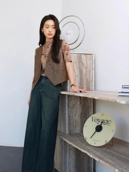 朵以(Duoyi)女装品牌2025秋最新产品展示