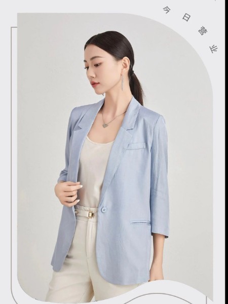 舍念(SHENICC)女装品牌2025秋最新产品展示