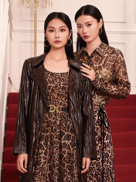 纽方(NEWFOUND纽方)女装品牌2025最新产品展示