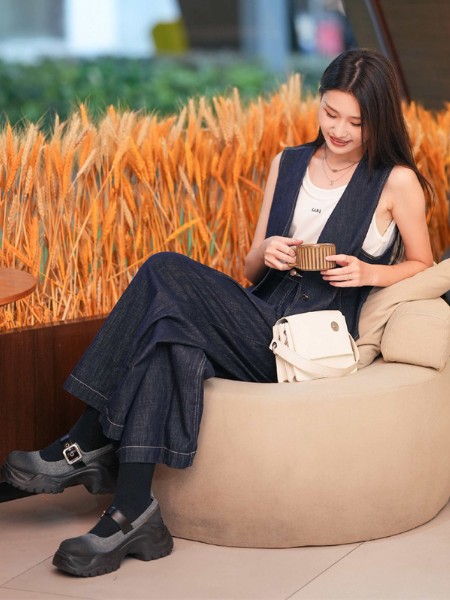 撒尼(SANI)女装时尚减龄舒适韩版2025秋季新品