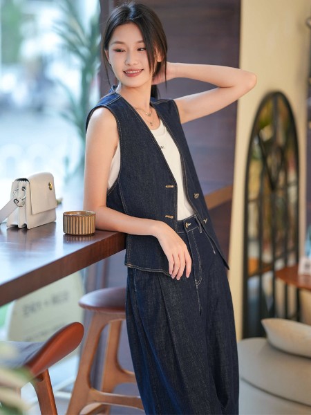 撒尼(SANI)女装时尚减龄韩版2025秋季新品