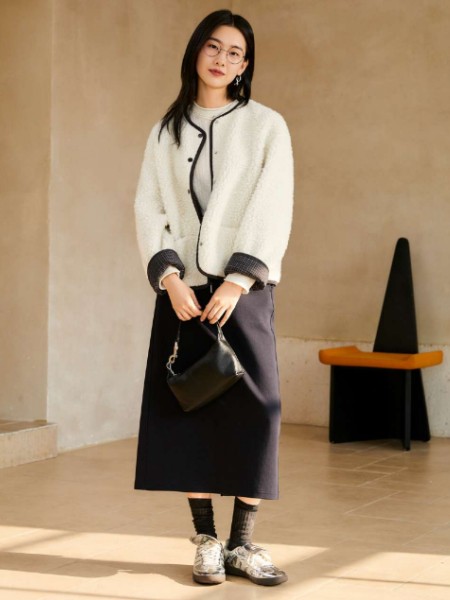 艾凸苏希(Aitoo.Suxi)女装美拉德系时髦减龄套装裙2025秋季新品