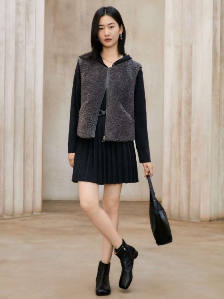 艾凸苏希(Aitoo.Suxi)女装美拉德系时髦减龄套装裙2025秋季新品