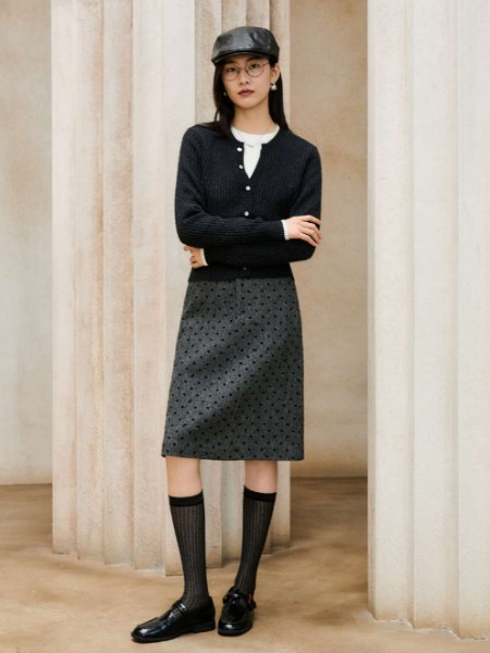 艾凸苏希(Aitoo.Suxi)女装假两件套时髦减龄套装裙2025秋季新品