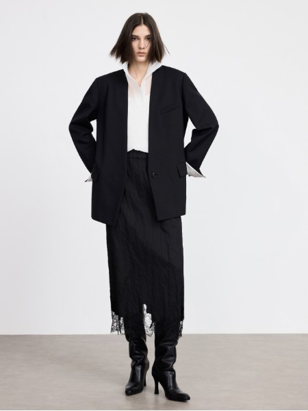 迪赛尼斯(DESIGNICE)女装品牌2025最新产品展示
