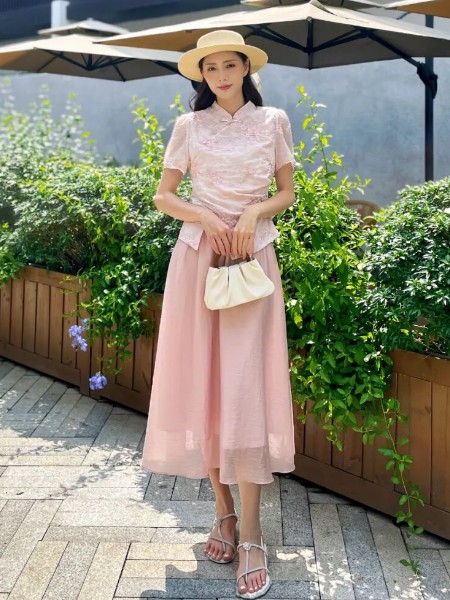 熙加女装品牌2025夏最新产品展示