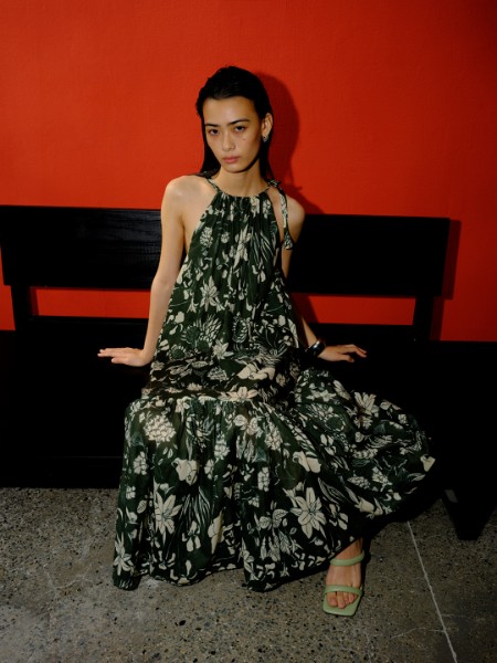 艾蜜雪女装品牌2025最新产品展示