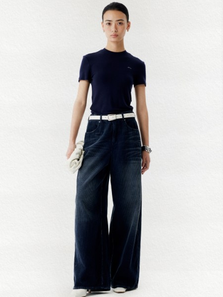 艾蜜雪女装品牌2025最新产品展示