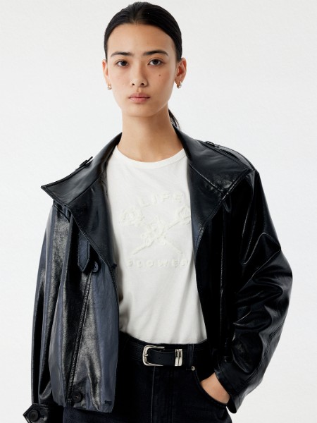 艾蜜雪女装品牌2025最新产品展示