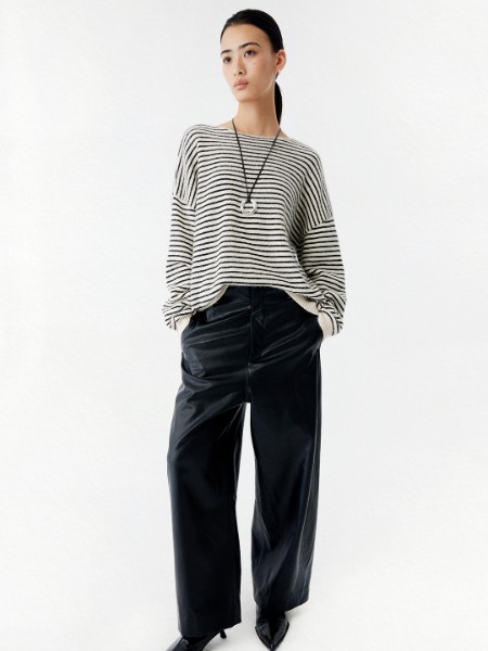 艾蜜雪女装品牌2025最新产品展示