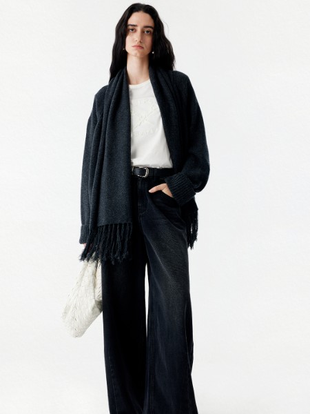 艾蜜雪女装品牌2025最新产品展示