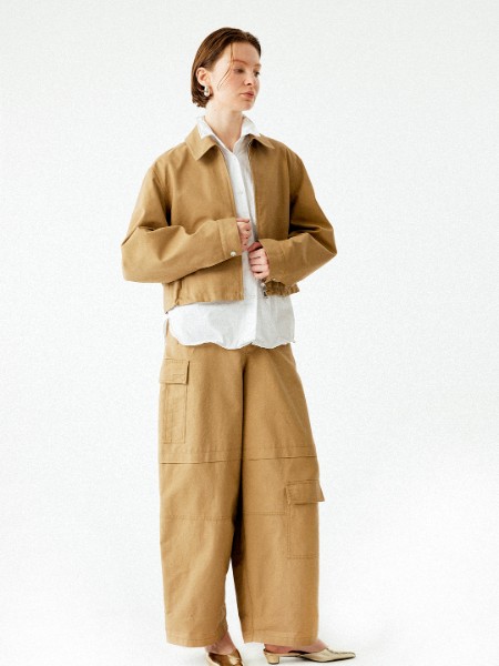 艾蜜雪女装品牌2025最新产品展示