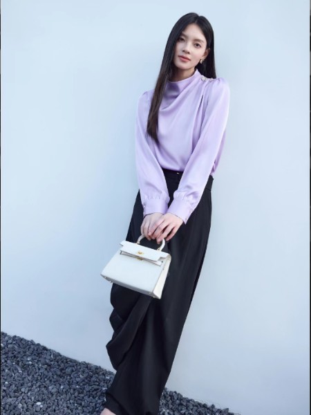 YXZ尤西子(YXZ)女装品牌2025秋冬最新产品展示