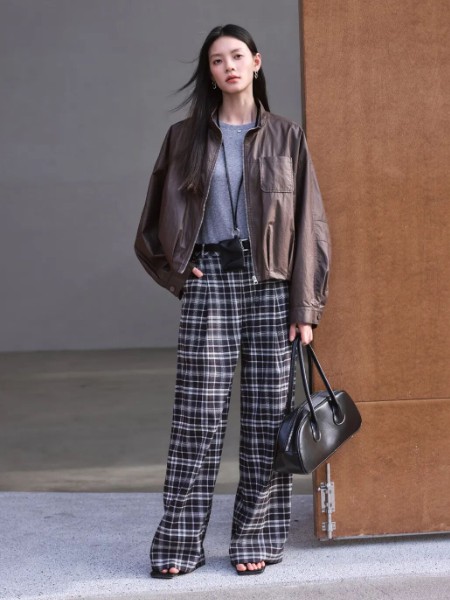 YXZ尤西子(YXZ)女装品牌2025秋冬最新产品展示