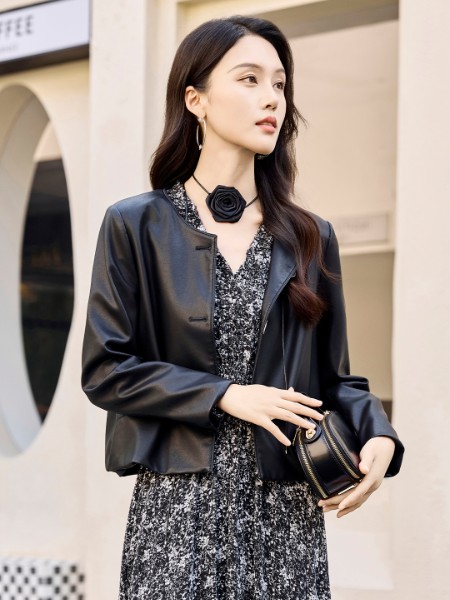 丝雨桐(SIYUTN)女装品牌2025最新产品展示