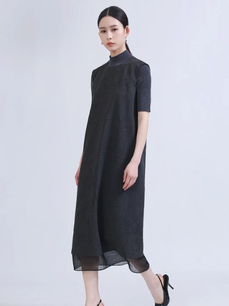 ZHUTI主提(ZHUTI)女装品牌2025最新产品展示