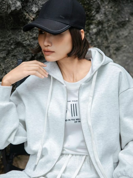 苏昔(SOULCELL苏昔)女装品牌2025秋冬最新产品展示