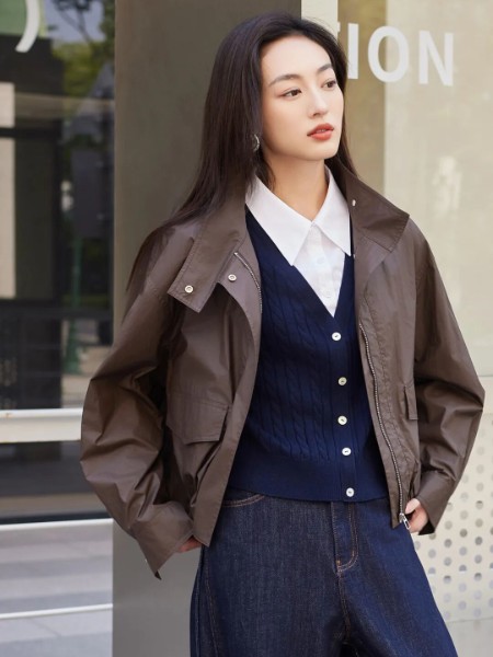 珞娜女装品牌2025秋冬最新产品展示