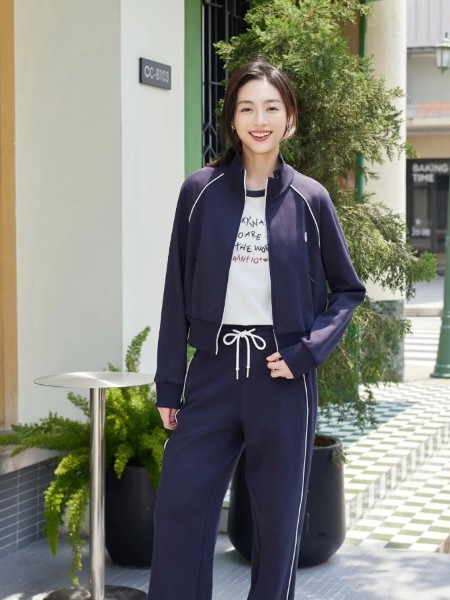 珞娜女装品牌2025秋冬最新产品展示