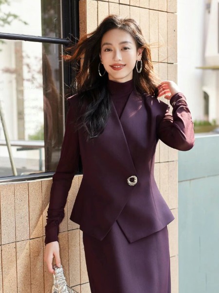 珞娜女装品牌2025秋冬最新产品展示
