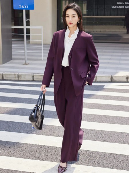 珞娜女装品牌2025秋冬最新产品展示