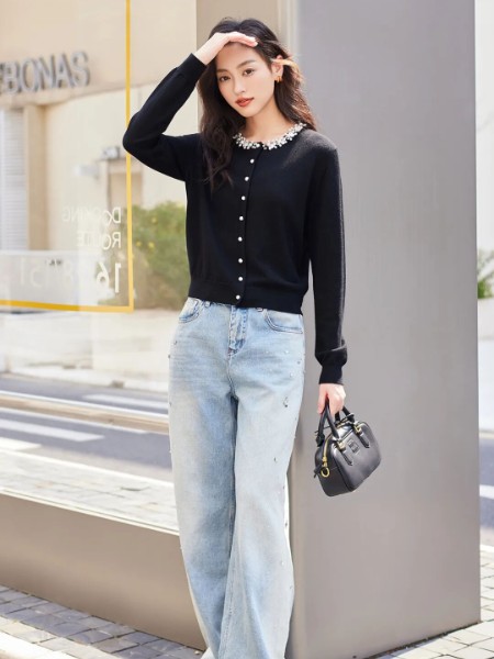 珞娜女装品牌2025秋冬最新产品展示