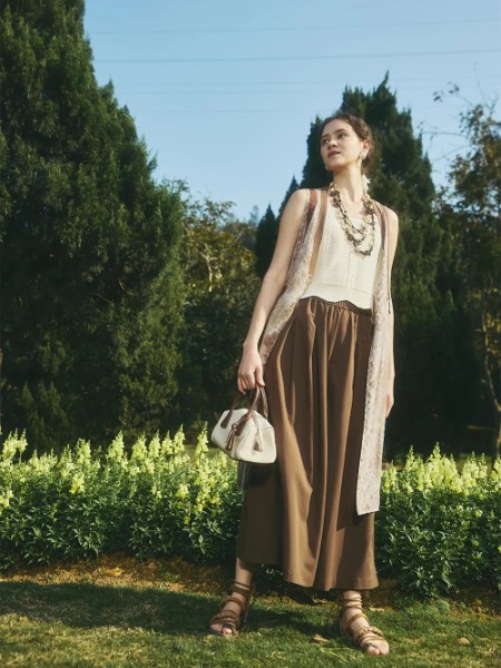 自然生活The zrsh女装品牌2025最新产品展示