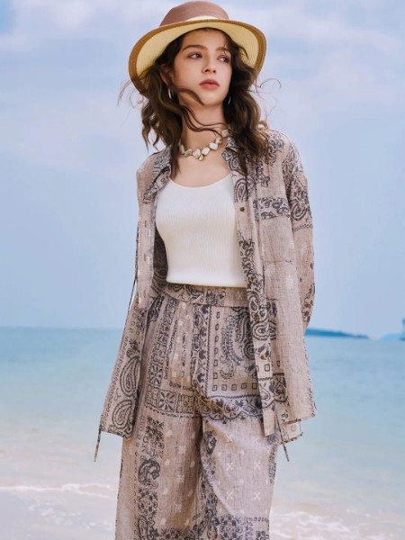 姚领(YAOLY)女装品牌2025秋最新产品展示