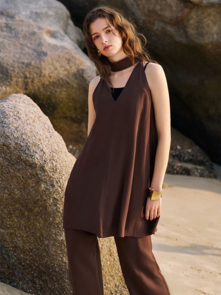 姚领(YAOLY)女装品牌2025秋最新产品展示