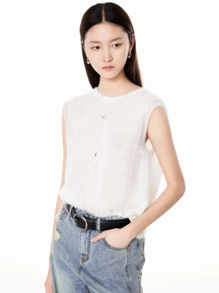 Peoleo女装品牌2025最新产品展示