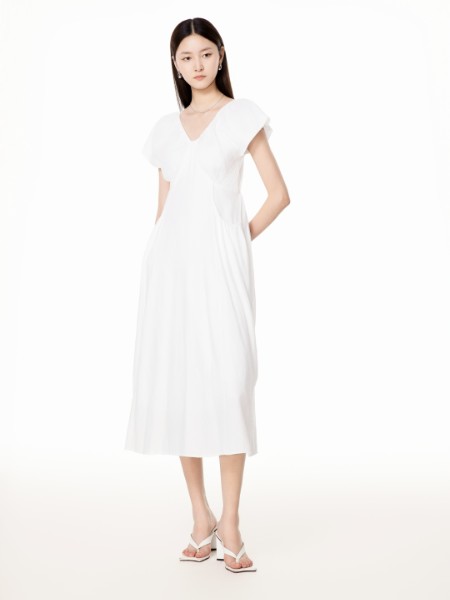 Peoleo女装品牌2025最新产品展示