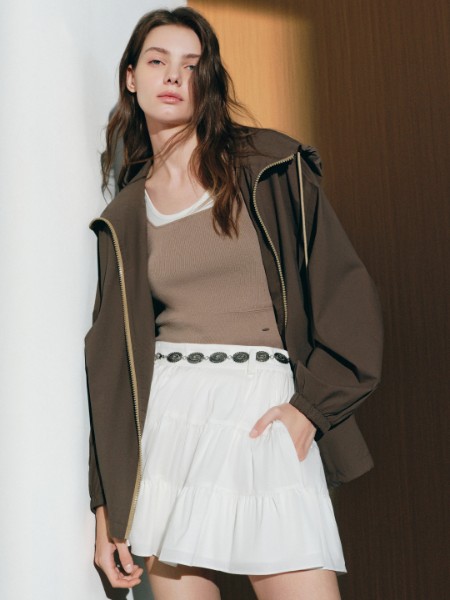 Peoleo女装品牌2025最新产品展示