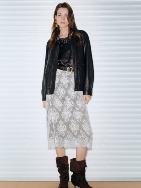 Peoleo女装品牌2025最新产品展示