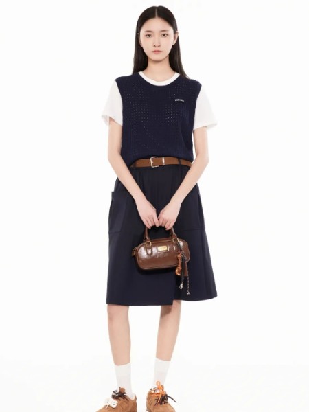 Peoleo女装品牌2025最新产品展示