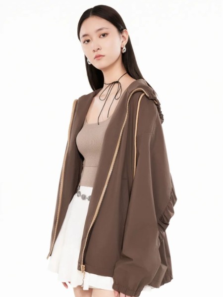 Peoleo女装品牌2025最新产品展示