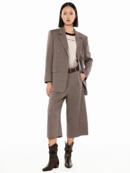 Peoleo女装品牌2025最新产品展示