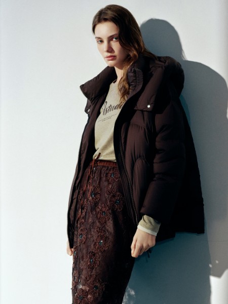 Peoleo女装品牌2025最新产品展示