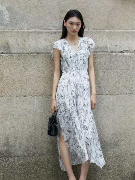 esons女装品牌2025最新产品展示