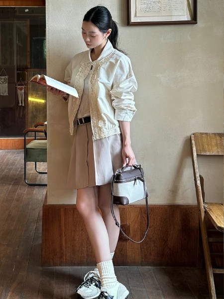 esons女装品牌2025最新产品展示
