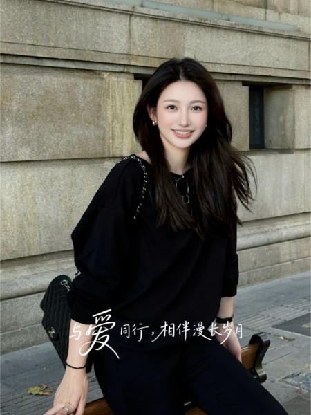 艾诺丝雅诗(ARIOSEYEARS)女装品牌2025最新产品展示