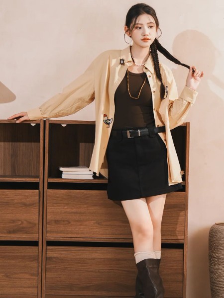 薇薇希(VIVIS)女装品牌最新产品展示