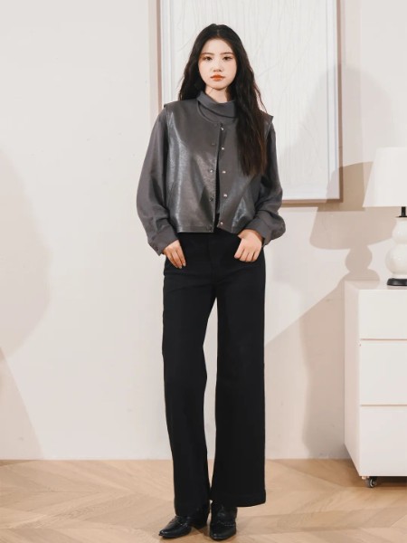 薇薇希(VIVIS)女装品牌最新产品展示