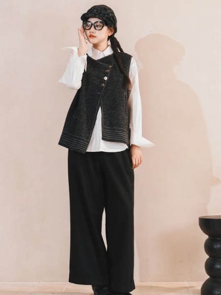 薇薇希(VIVIS)女装品牌最新产品展示